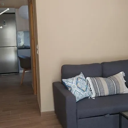 Airport Friendly House 3 Apartment *