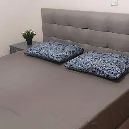 Airport Friendly House 3 Apartment Artemida (Attica)